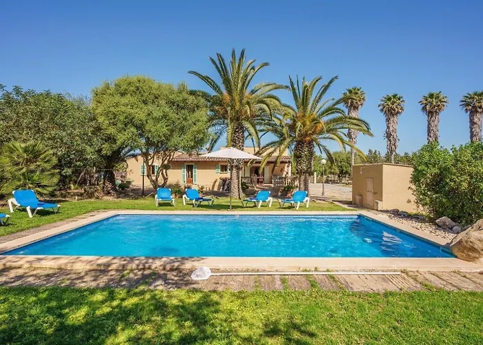 Haus Mit Pool Auf Mallorca